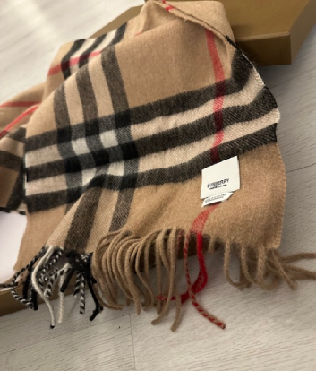 Burberry London scarf