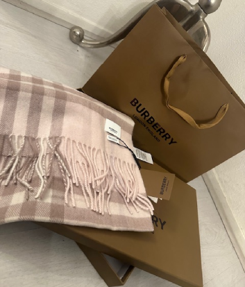 Burberry London scarf