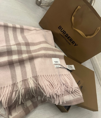 Burberry London scarf