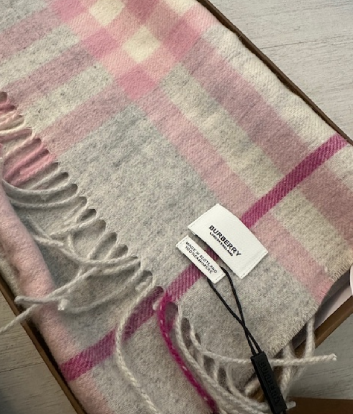 Burberry London scarf