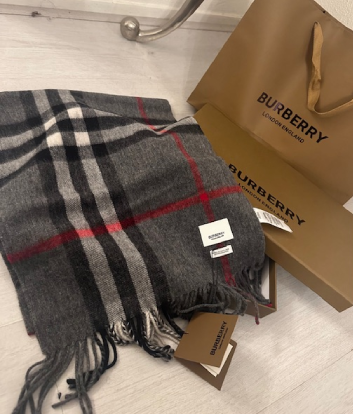 Burberry London scarf