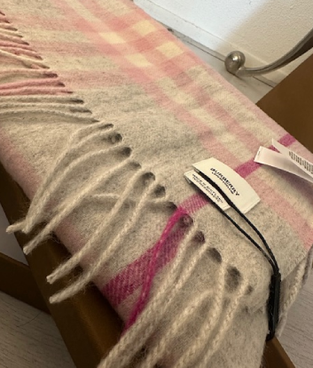 Burberry London scarf